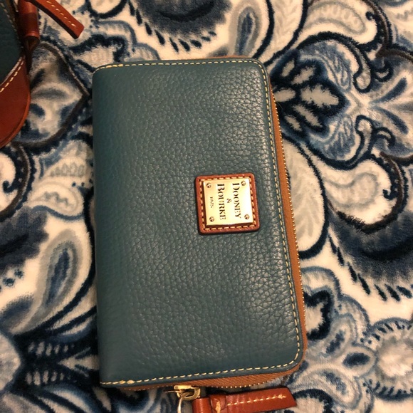 pebble grain teal green satchel &matching wallet. - Picture 2 of 8